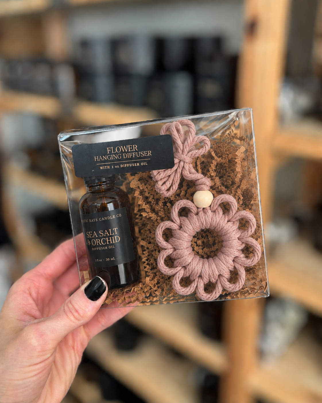 Flower Hanging Diffuser with Oil | Dusty Pink
