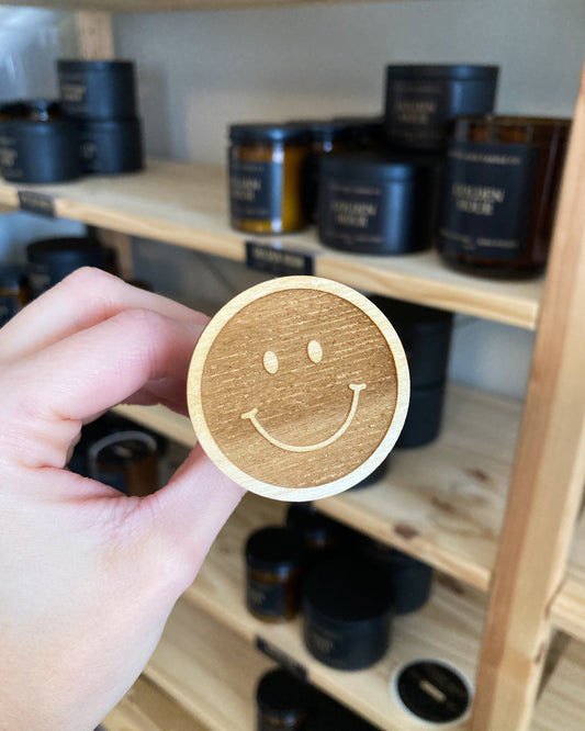Smiley Face Vent Clip Diffuser with Oil